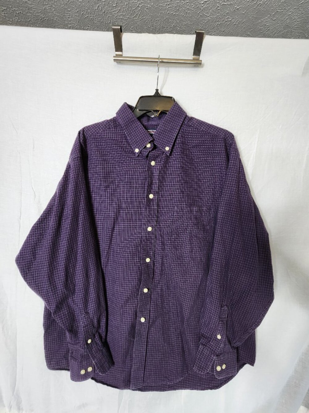 Rountree & Yorke Men’s XL Long Sleeve Button‑Down Shirt – 100% Cotton